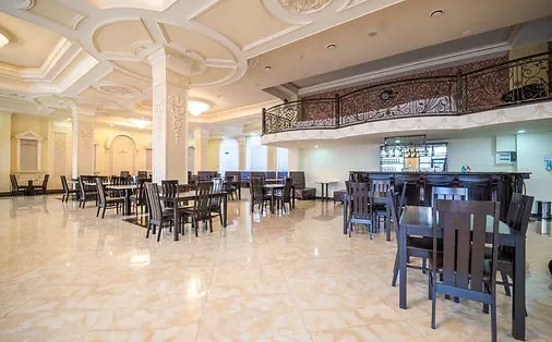 Borjomi Palace — Spațiul de restaurant și bar