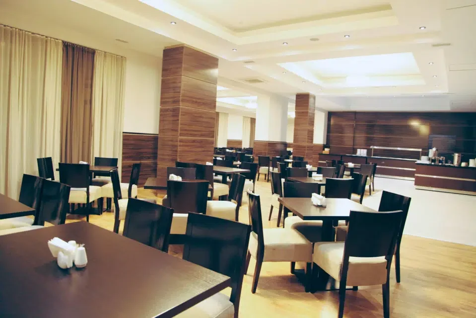 Tskaltubo Plaza — Restaurantul hotelului