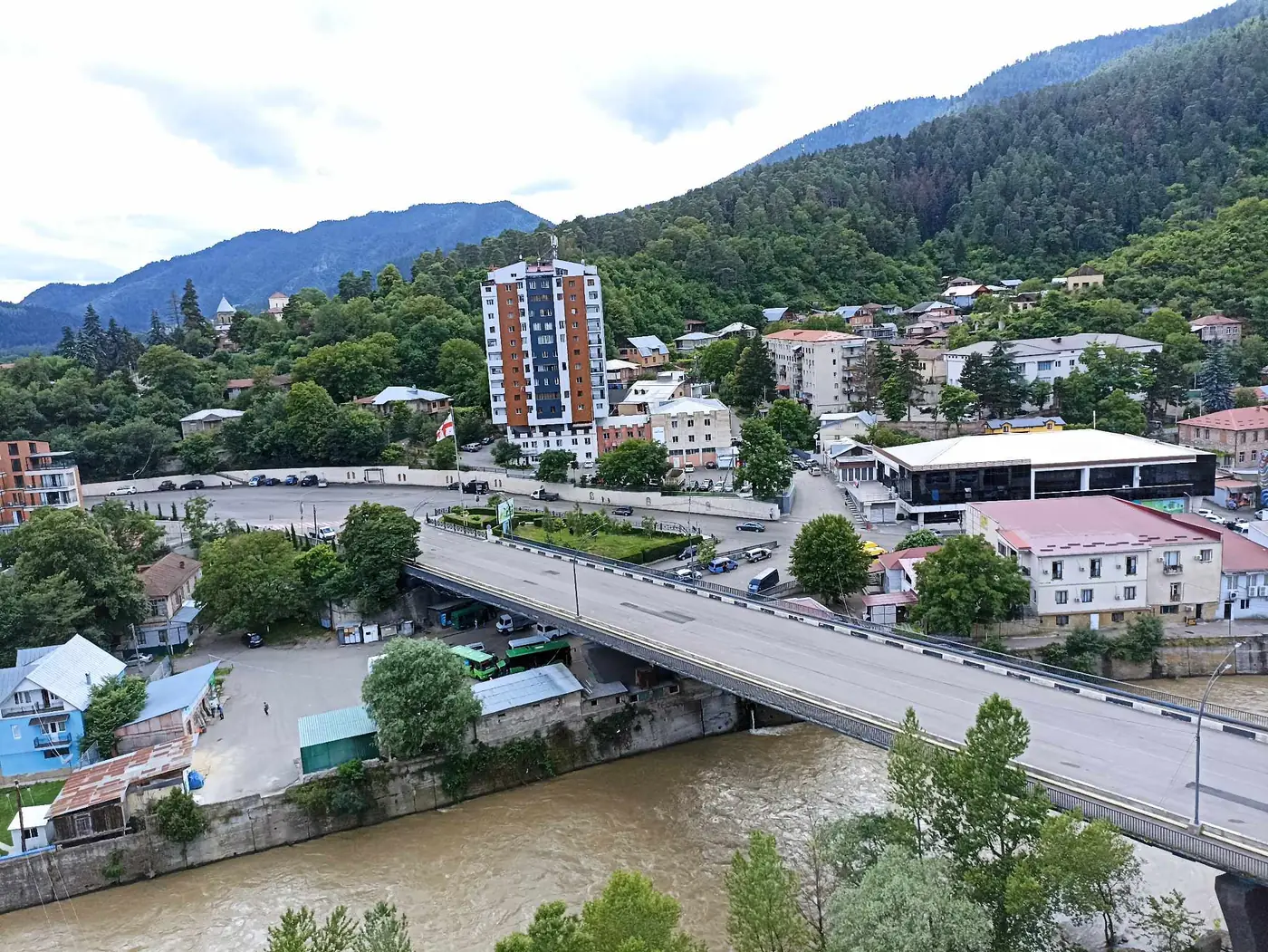 Valea Mtkvari, vedere din Palace